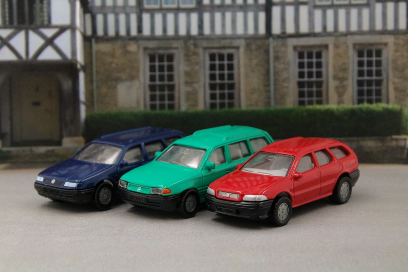 Illustration for article titled Wagon Wednesday: Euro Wagons of the '90s